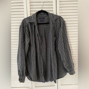 Van Heusen Button Down Shirt Men’s M Blue Plaid Front Pocket Long Sleeve